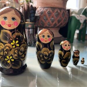 Russian Nesting Dolls Babushka Wooden Dolls